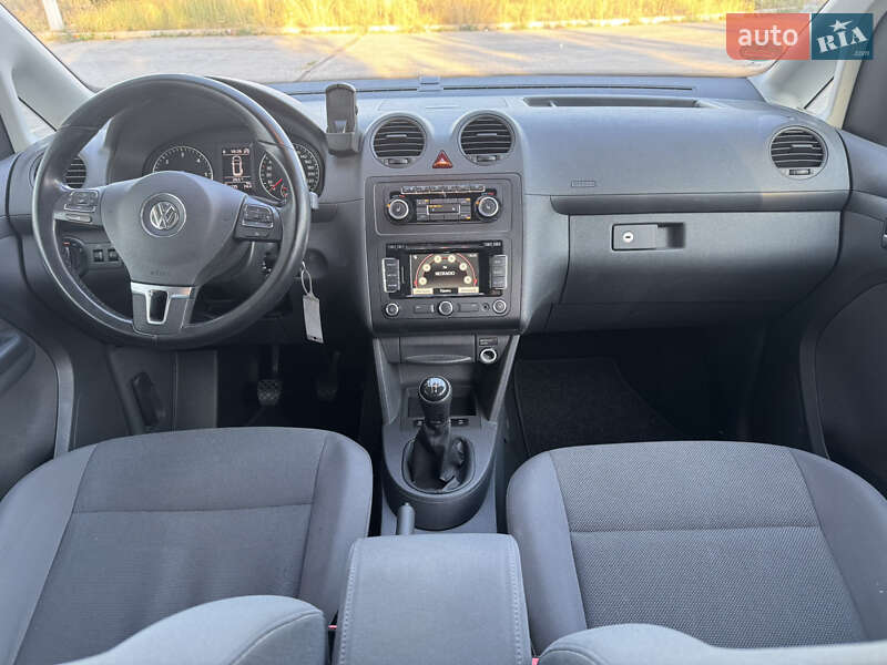 Мінівен Volkswagen Caddy 2014 в Львові