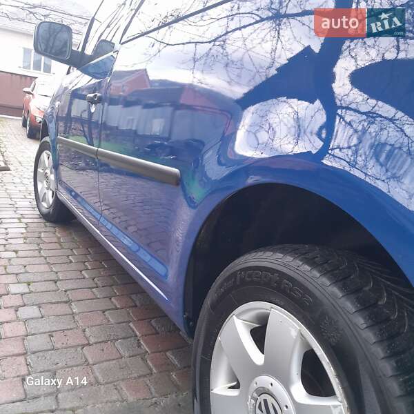 Минивэн Volkswagen Caddy 2006 в Виноградове