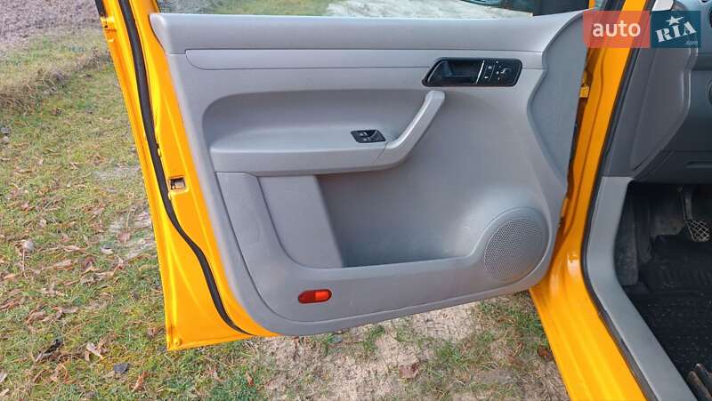 Мінівен Volkswagen Caddy 2006 в Сарнах фото 31 Мінівен Volkswagen Caddy 2006 в Сарнах