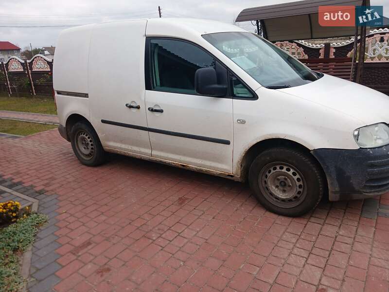 Грузовой фургон Volkswagen Caddy 2006 в Березному