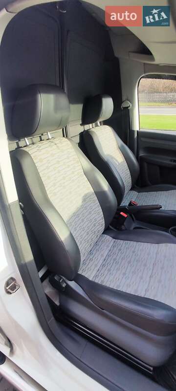 Грузовой фургон Volkswagen Caddy 2012 в Киеве фото 18 Грузовой фургон Volkswagen Caddy 2012 в Киеве