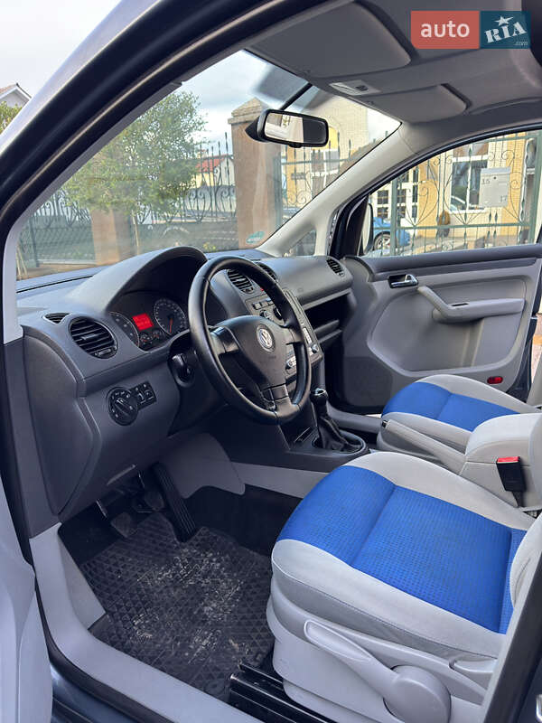 Мінівен Volkswagen Caddy 2009 в Вінниці