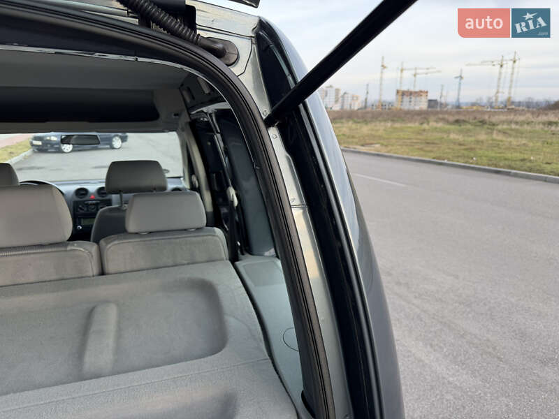 Минивэн Volkswagen Caddy 2006 в Виннице