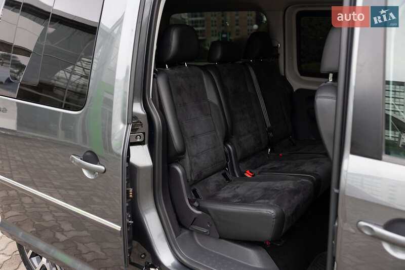 Мінівен Volkswagen Caddy 2016 в Луцьку
