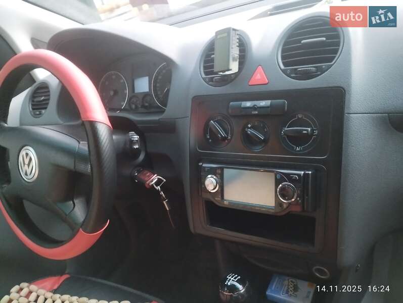 Минивэн Volkswagen Caddy 2005 в Ильинцах