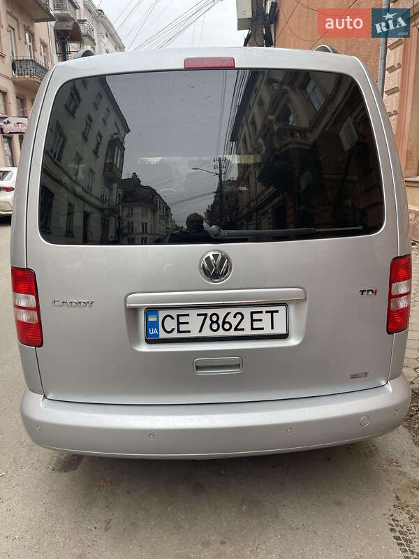 Мінівен Volkswagen Caddy 2014 в Чернівцях