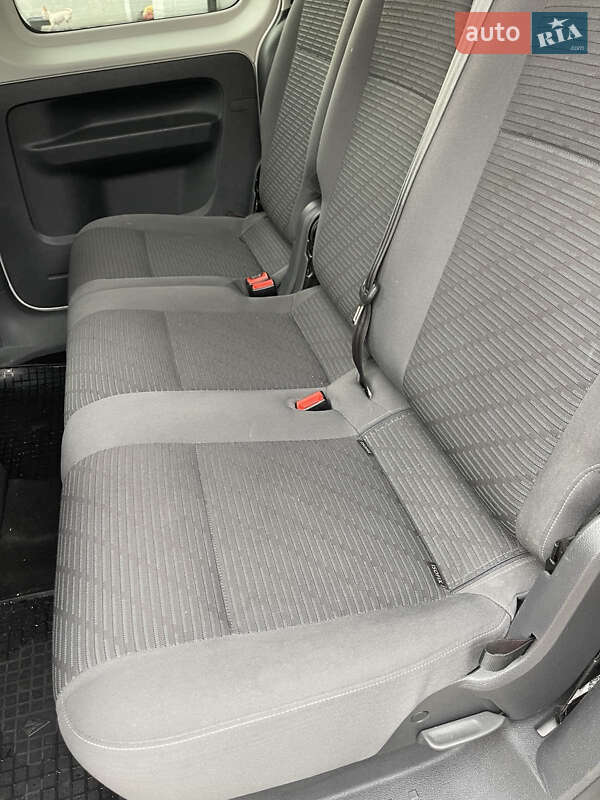 Мінівен Volkswagen Caddy 2014 в Чернівцях