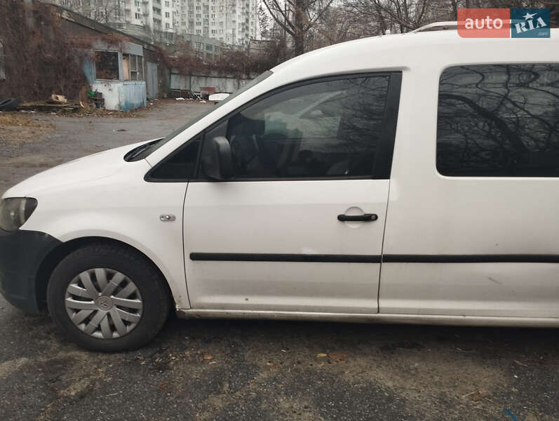 Бронированный автомобиль Volkswagen Caddy 2011 в Киеве