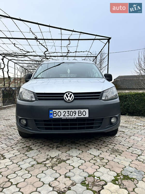 Минивэн Volkswagen Caddy 2010 в Толстом фото 4 Минивэн Volkswagen Caddy 2010 в Толстом