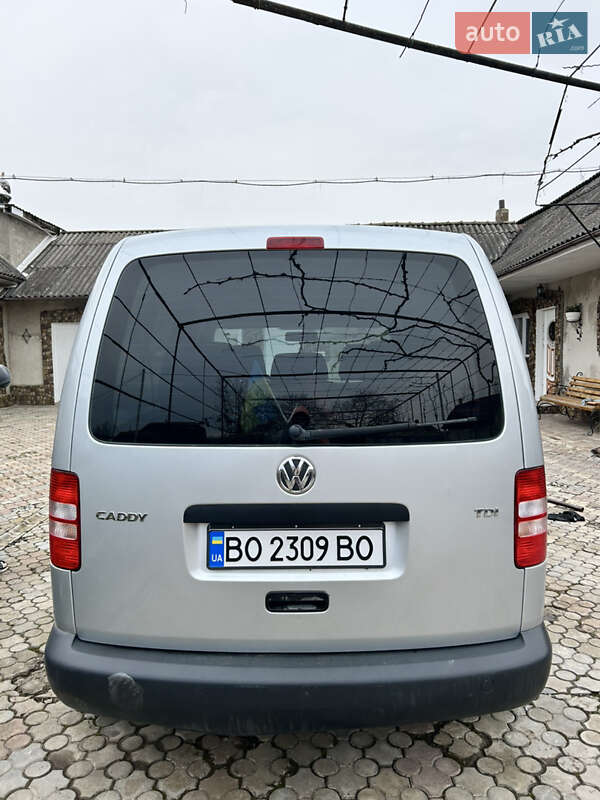 Минивэн Volkswagen Caddy 2010 в Толстом фото 24 Минивэн Volkswagen Caddy 2010 в Толстом