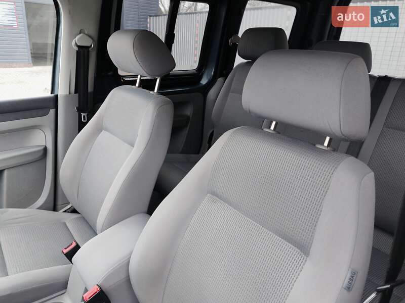 Мінівен Volkswagen Caddy 2006 в Олександрії