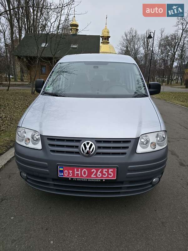 Мінівен Volkswagen Caddy 2009 в Києві