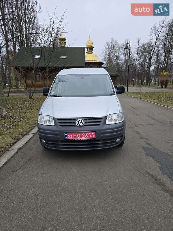 Мінівен Volkswagen Caddy 2009 в Києві