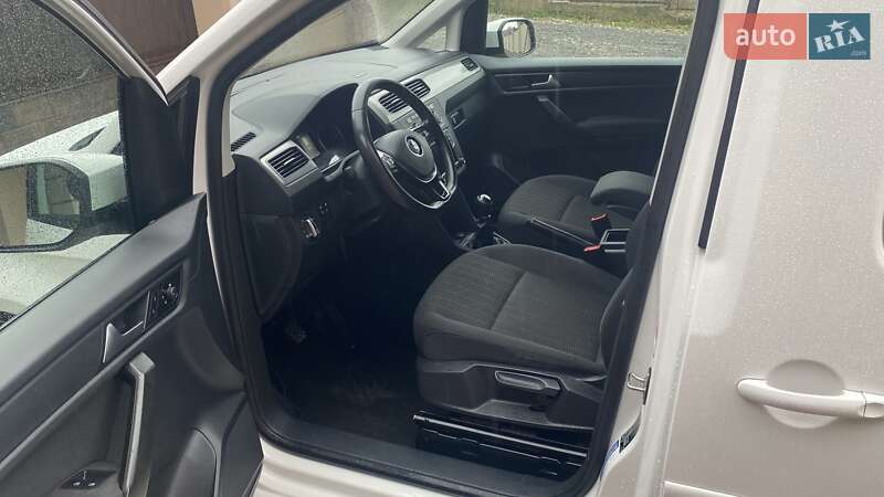 Минивэн Volkswagen Caddy 2018 в Черновцах