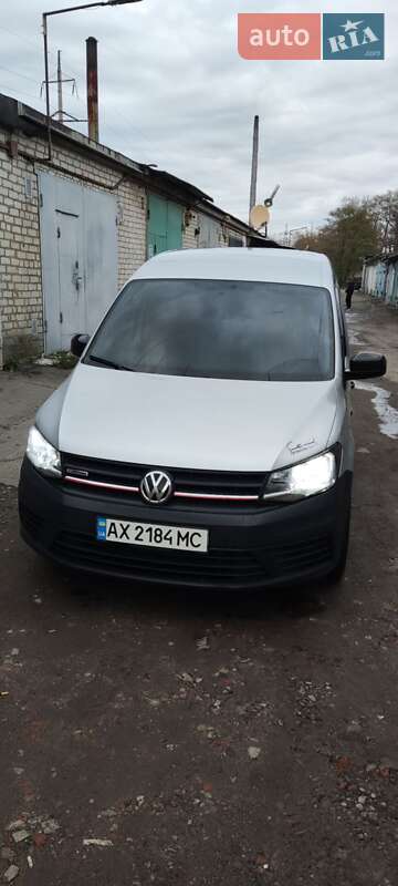 Вантажний фургон Volkswagen Caddy 2016 в Харкові