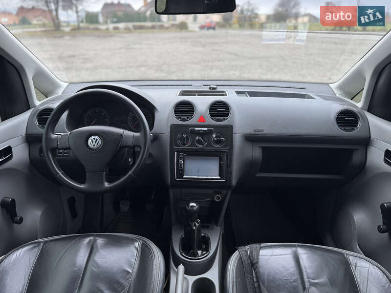 Мінівен Volkswagen Caddy 2006 в Ужгороді