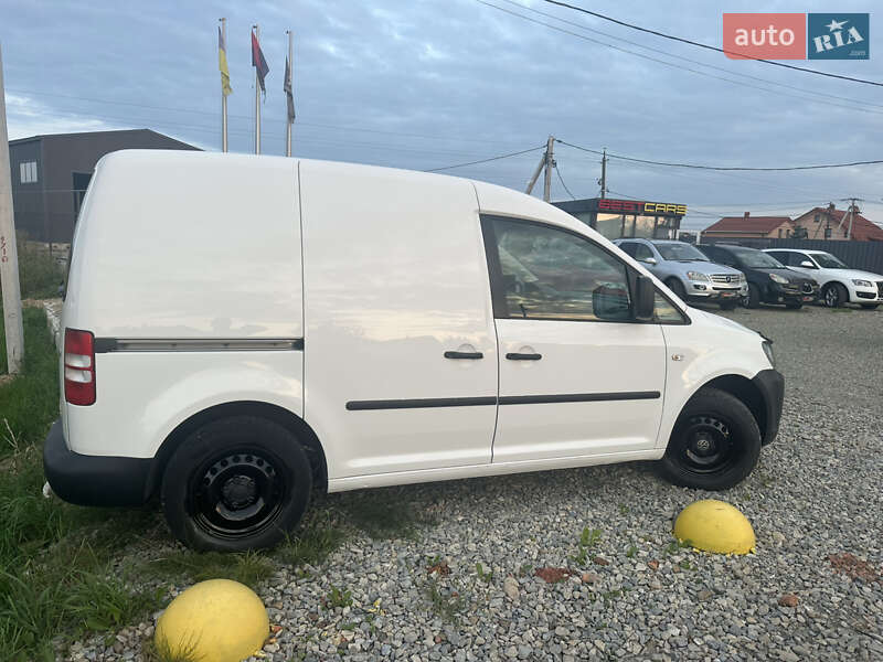 Грузовой фургон Volkswagen Caddy 2014 в Ивано-Франковске