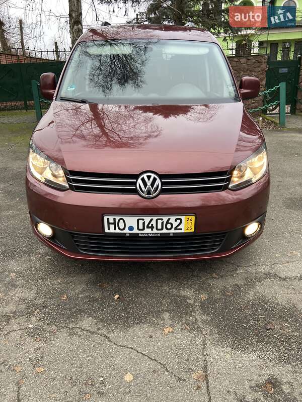 Мінівен Volkswagen Caddy 2014 в Києві