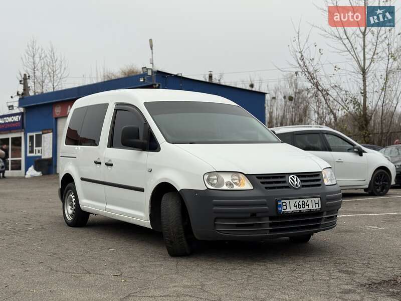 Минивэн Volkswagen Caddy 2006 в Киеве