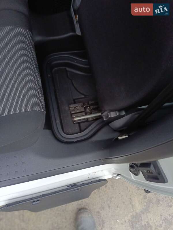 Мінівен Volkswagen Caddy 2014 в Козятині