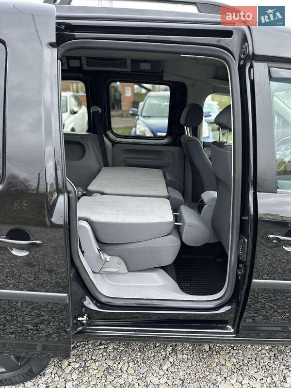 Минивэн Volkswagen Caddy 2010 в Виннице фото 27 Минивэн Volkswagen Caddy 2010 в Виннице