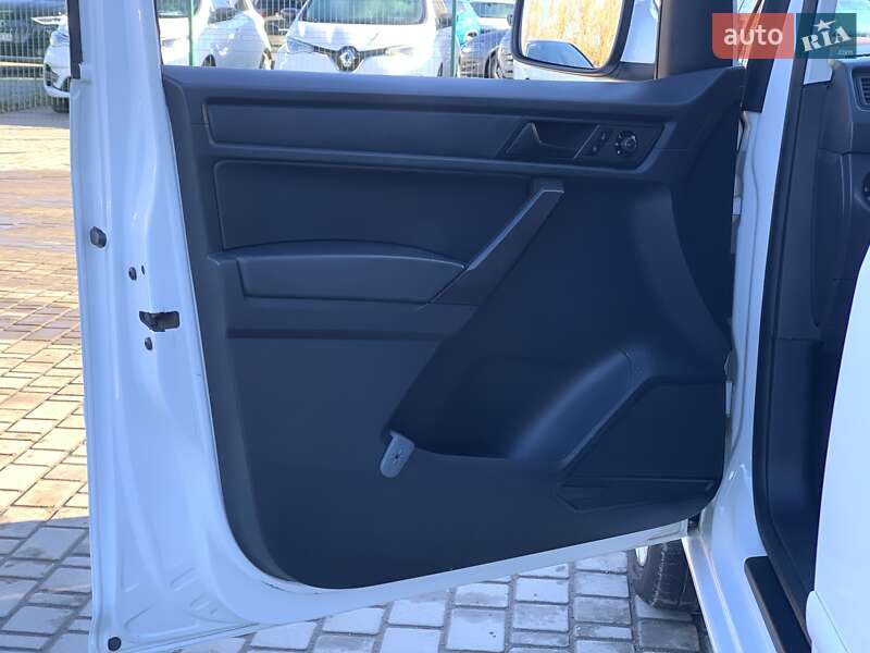 Мінівен Volkswagen Caddy 2017 в Бердичеві