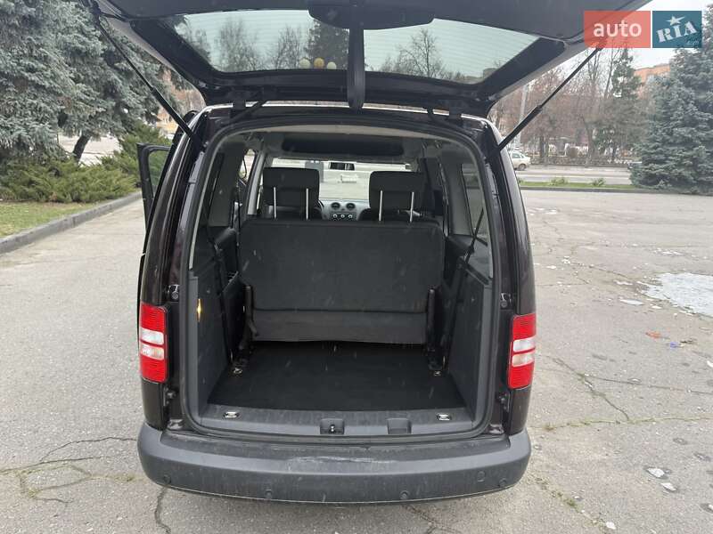 Минивэн Volkswagen Caddy 2011 в Лубнах
