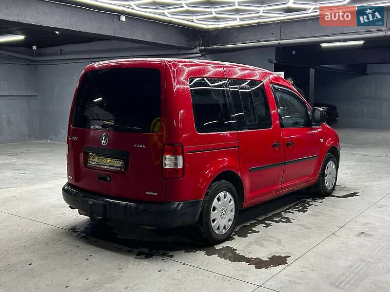 Мінівен Volkswagen Caddy 2009 в Чернівцях