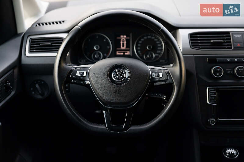 Минивэн Volkswagen Caddy 2017 в Луцке