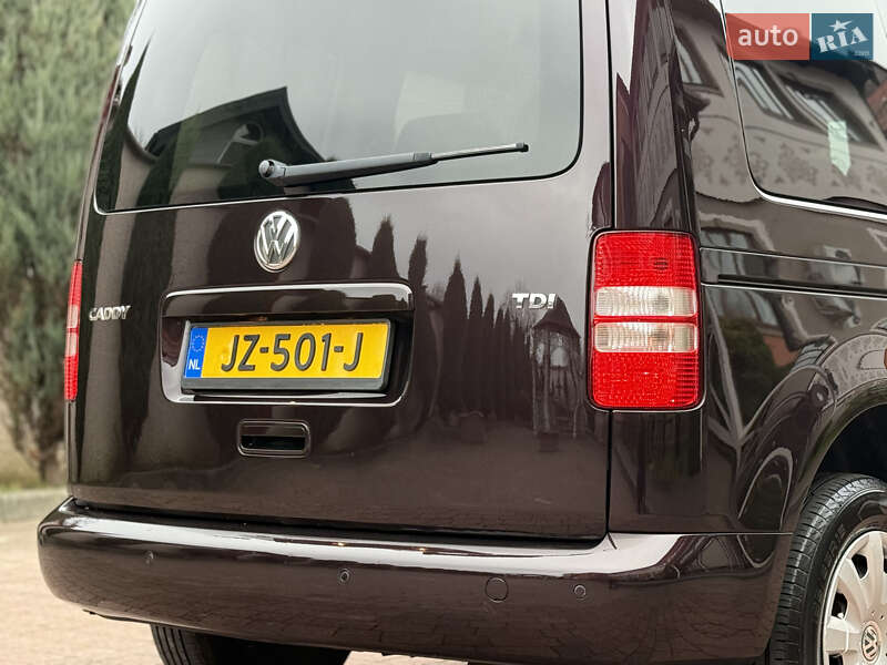 Мінівен Volkswagen Caddy 2013 в Стрию