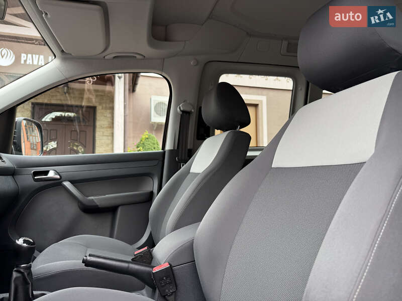 Мінівен Volkswagen Caddy 2013 в Стрию