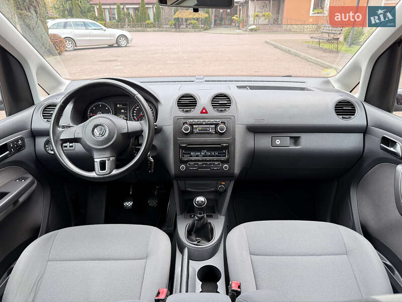 Мінівен Volkswagen Caddy 2013 в Стрию