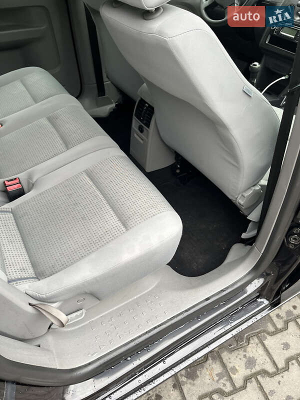 Мінівен Volkswagen Caddy 2010 в Луцьку