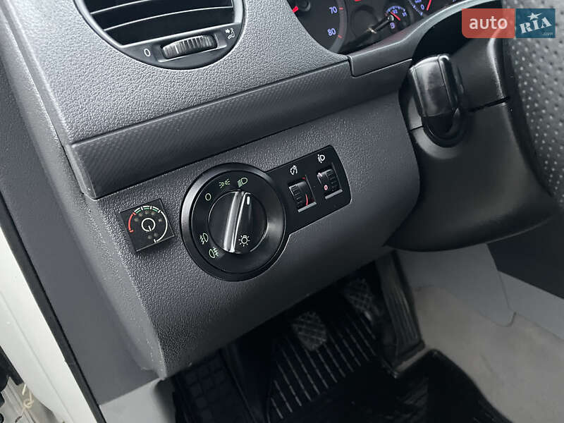 Мінівен Volkswagen Caddy 2005 в Вінниці