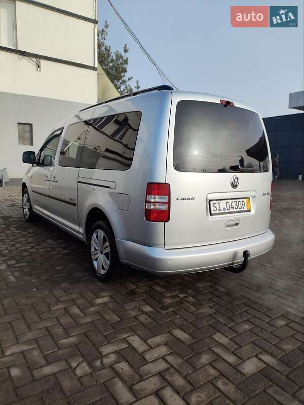 Минивэн Volkswagen Caddy 2012 в Черновцах