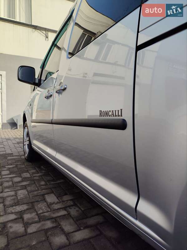 Минивэн Volkswagen Caddy 2012 в Черновцах