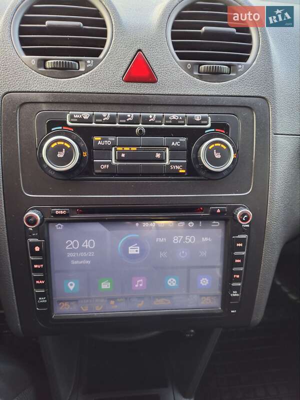 Минивэн Volkswagen Caddy 2012 в Черновцах