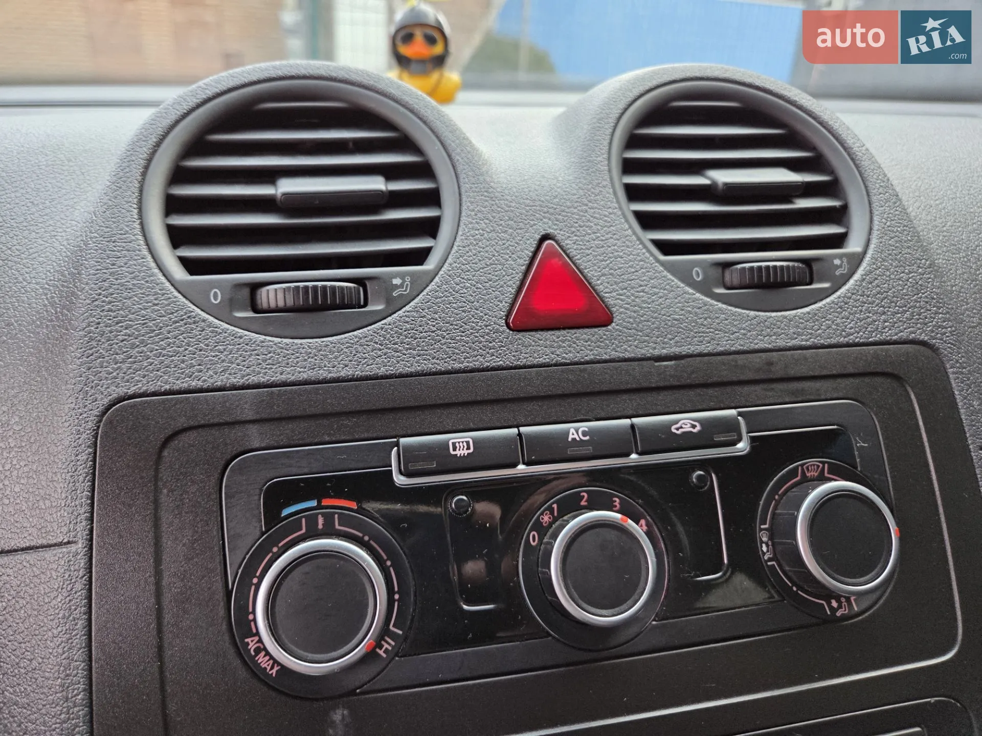 2011 Volkswagen Caddy - мініатюра 29