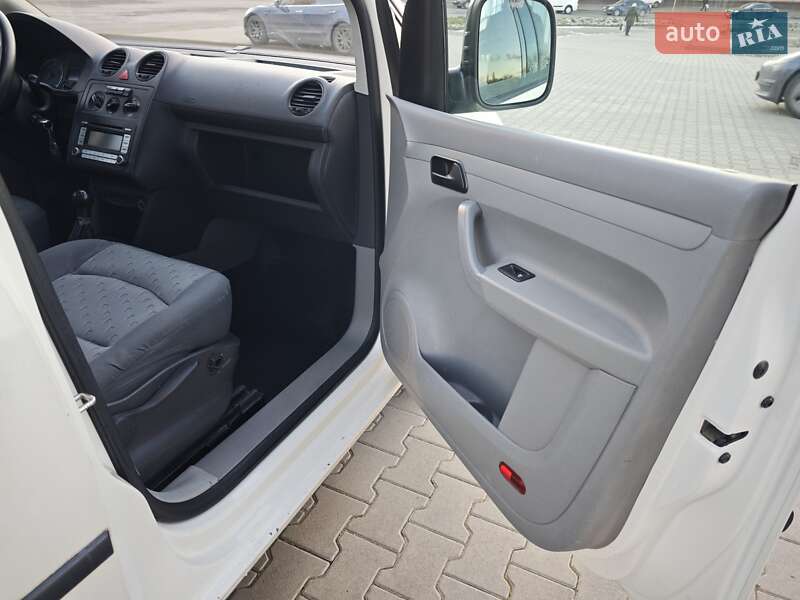 Минивэн Volkswagen Caddy 2008 в Ровно фото 8 Минивэн Volkswagen Caddy 2008 в Ровно