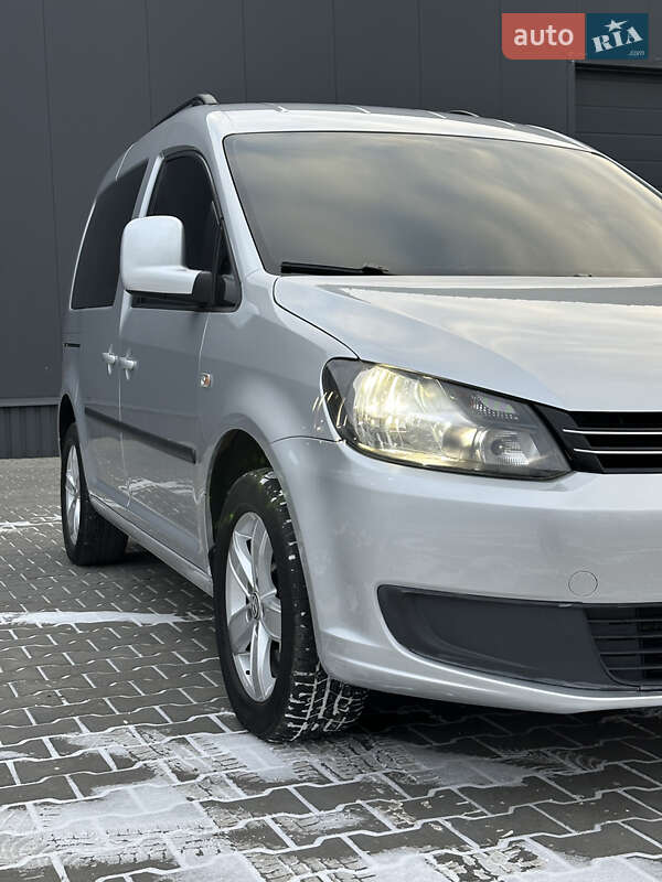 Мінівен Volkswagen Caddy 2015 в Кропивницькому