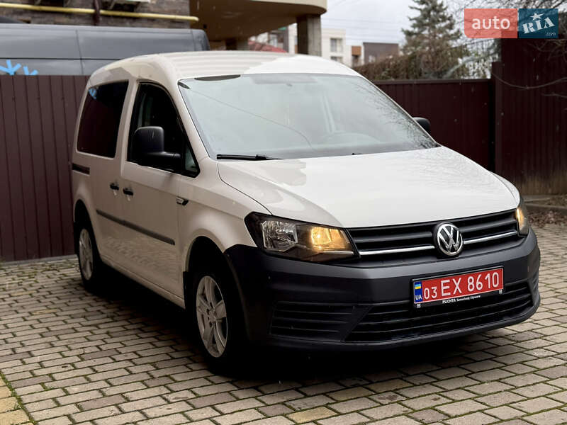 Мінівен Volkswagen Caddy 2017 в Ужгороді