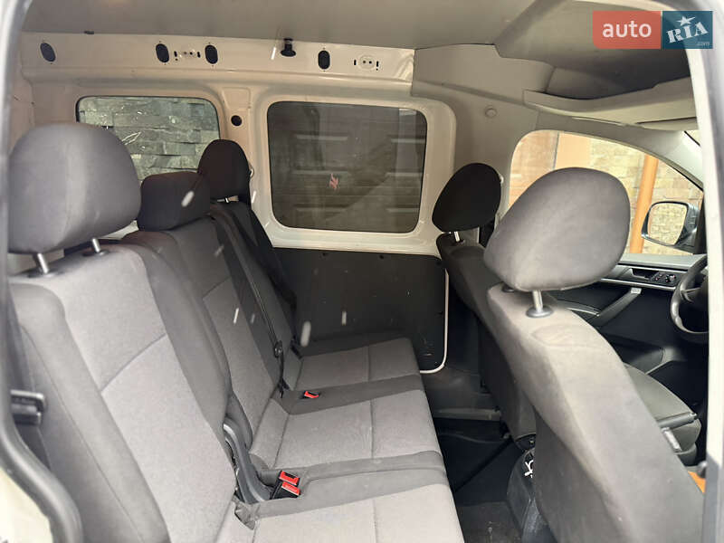 Мінівен Volkswagen Caddy 2017 в Ужгороді