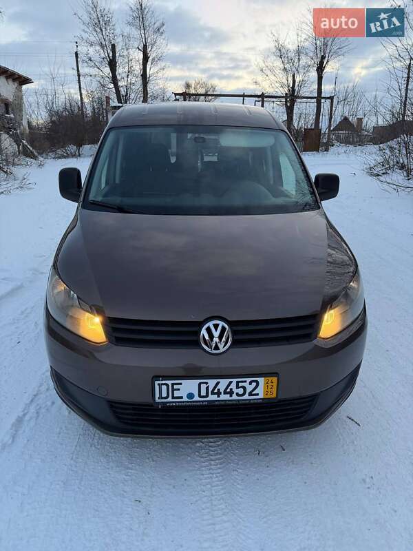Мінівен Volkswagen Caddy 2014 в Козятині