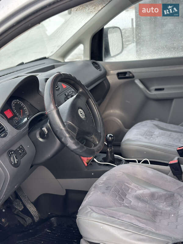 Мінівен Volkswagen Caddy 2010 в Іваничах