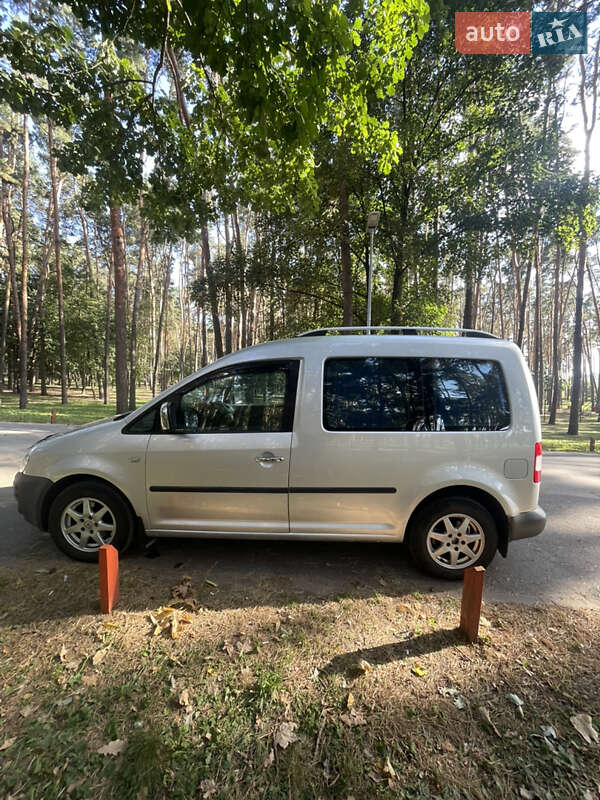 Volkswagen Caddy 2010