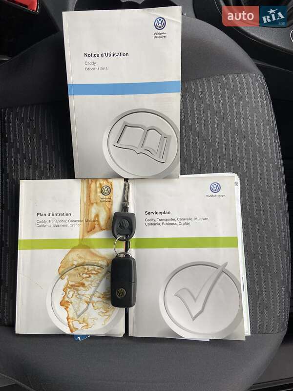 Мінівен Volkswagen Caddy 2014 в Києві