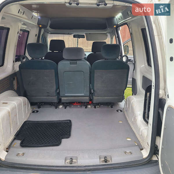 Мінівен Volkswagen Caddy 2006 в Дрогобичі