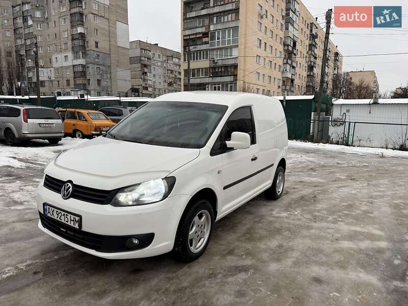 Вантажний фургон Volkswagen Caddy 2010 в Харкові