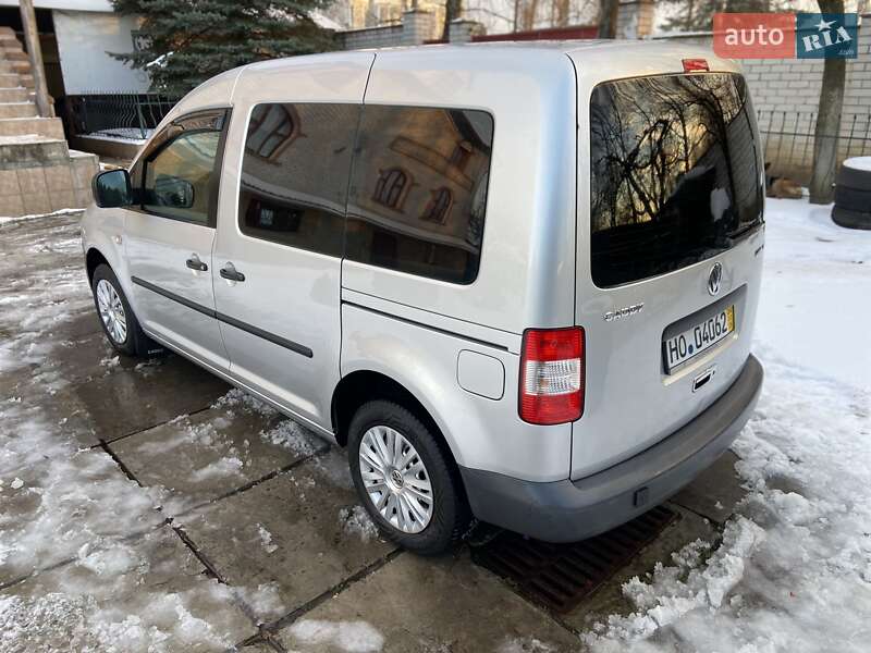 Мінівен Volkswagen Caddy 2008 в Києві