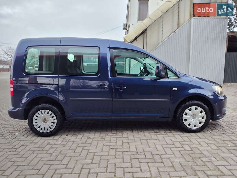 Мінівен Volkswagen Caddy 2012 в Чернівцях